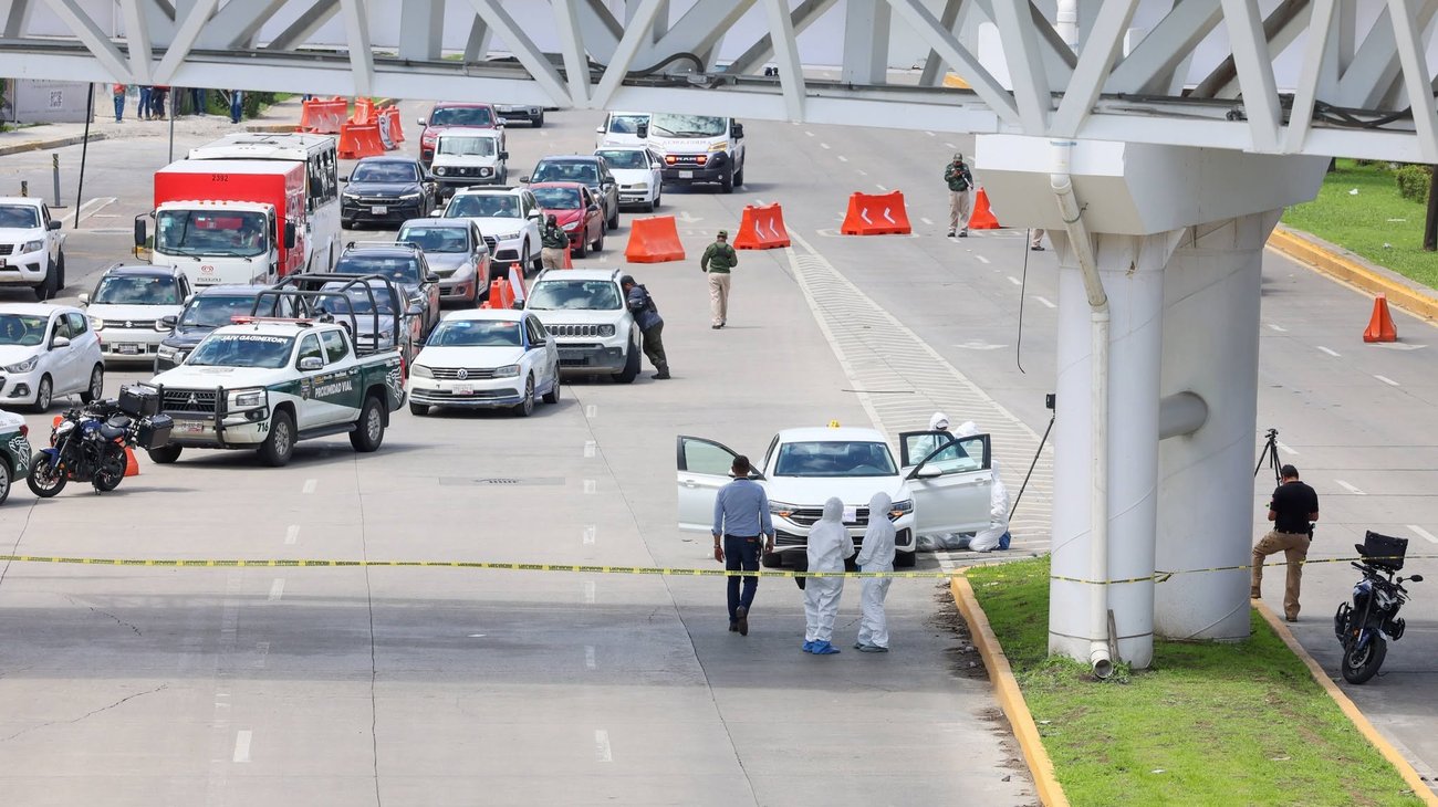 Alarma a automovilistas francotirador en Vía Atlixcáyotl, Puebla