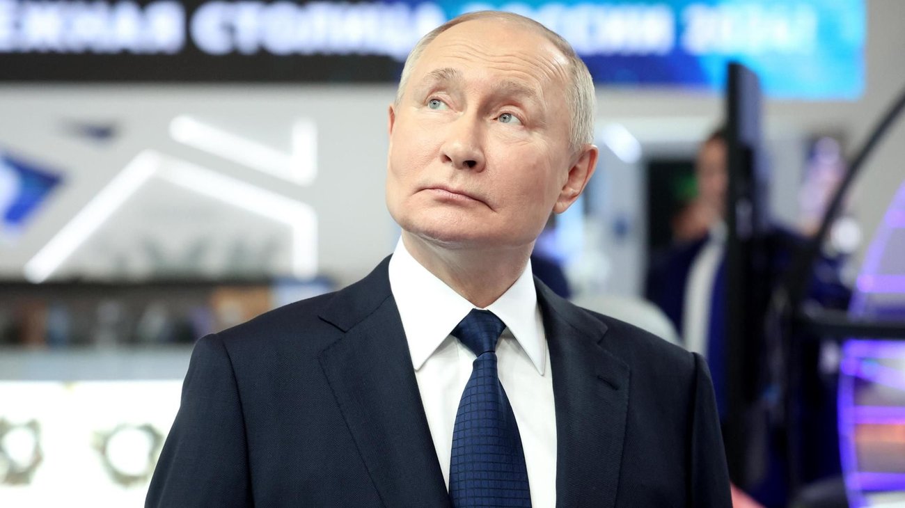 Putin formaliza su candidatura a los comicios presidenciales