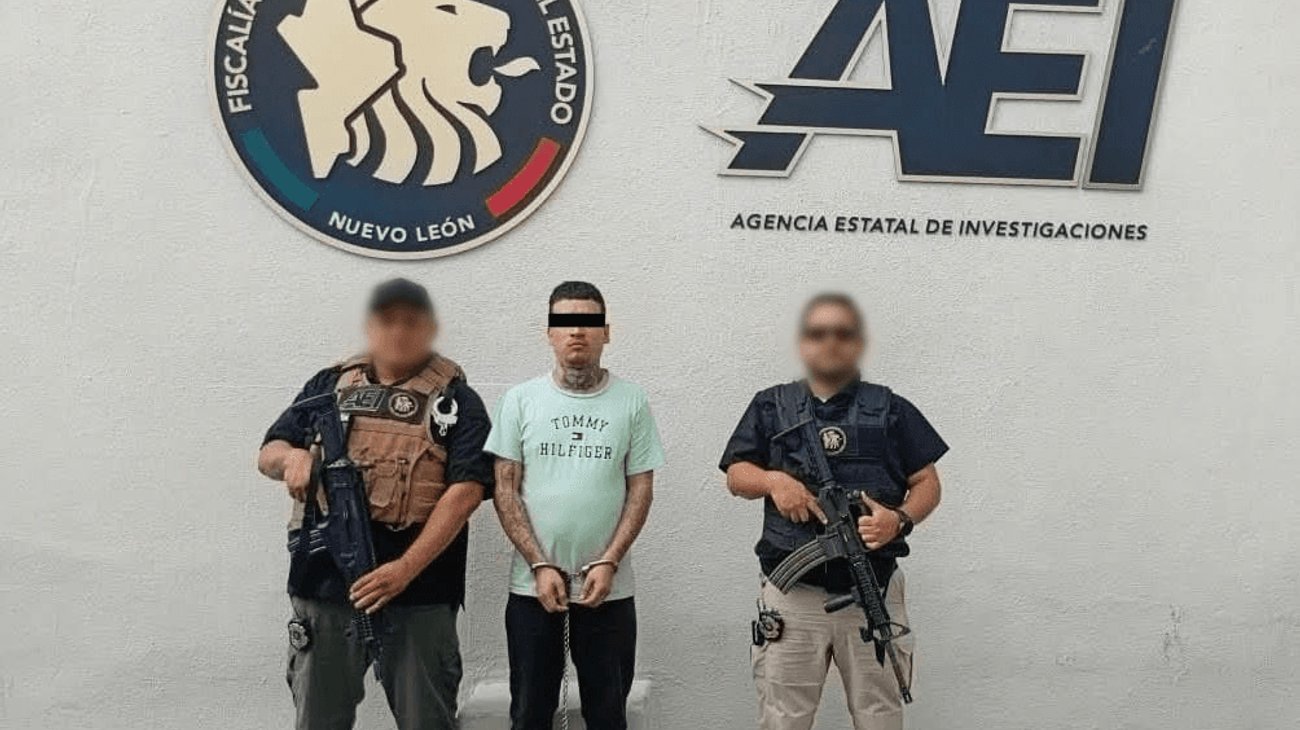 Detienen a hombre por robo de cadena de oro en Monterrey