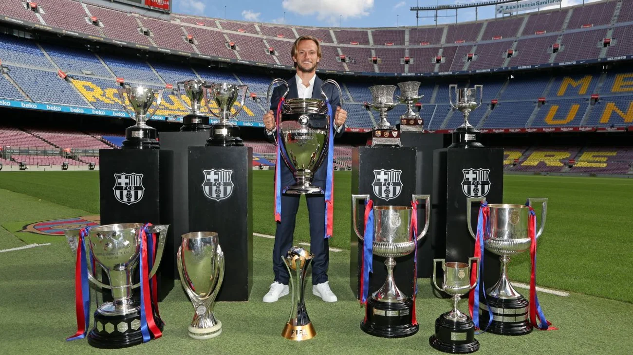 rakitic_retiro_61950c1a13