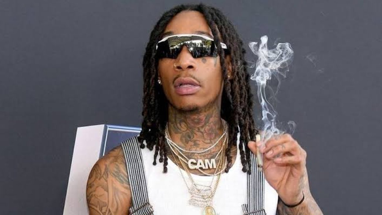 Rapero Wiz Khalifa detenido por fumar marihuana en festival
