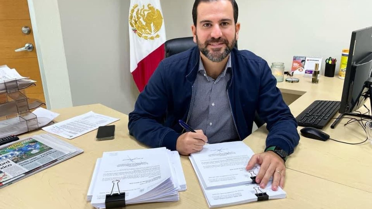  Renuncia diputado Raúl Lozano a Partido Verde y se une a MC