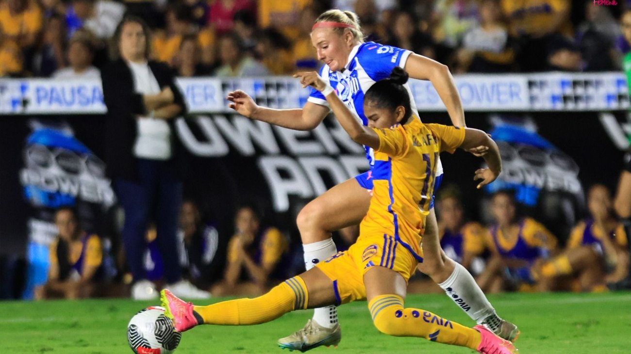 Rayadas golean 3-1 a Las Amazonas en Clásico Femenil