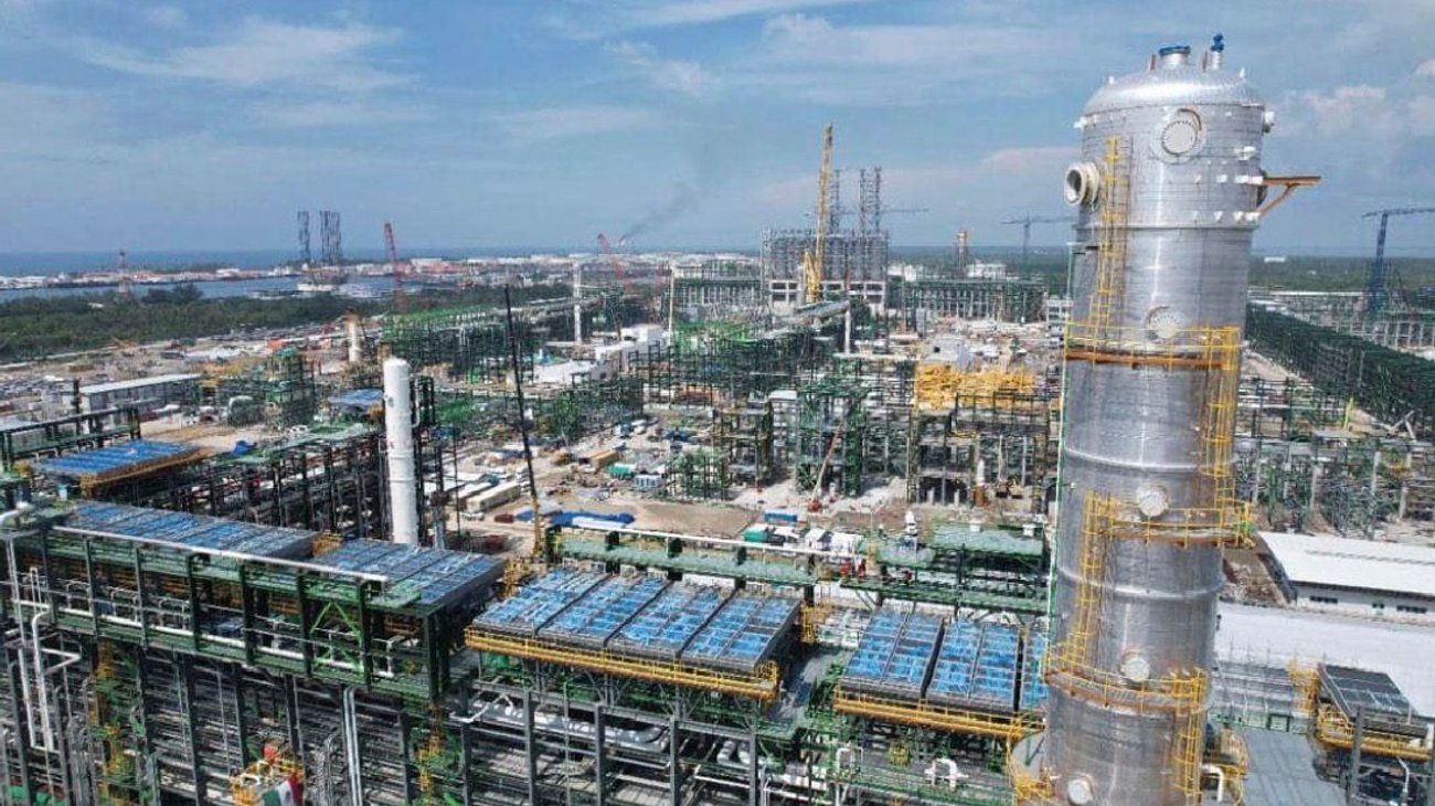 Refinería Dos Bocas detuvo operación por falla eléctrica: reporte