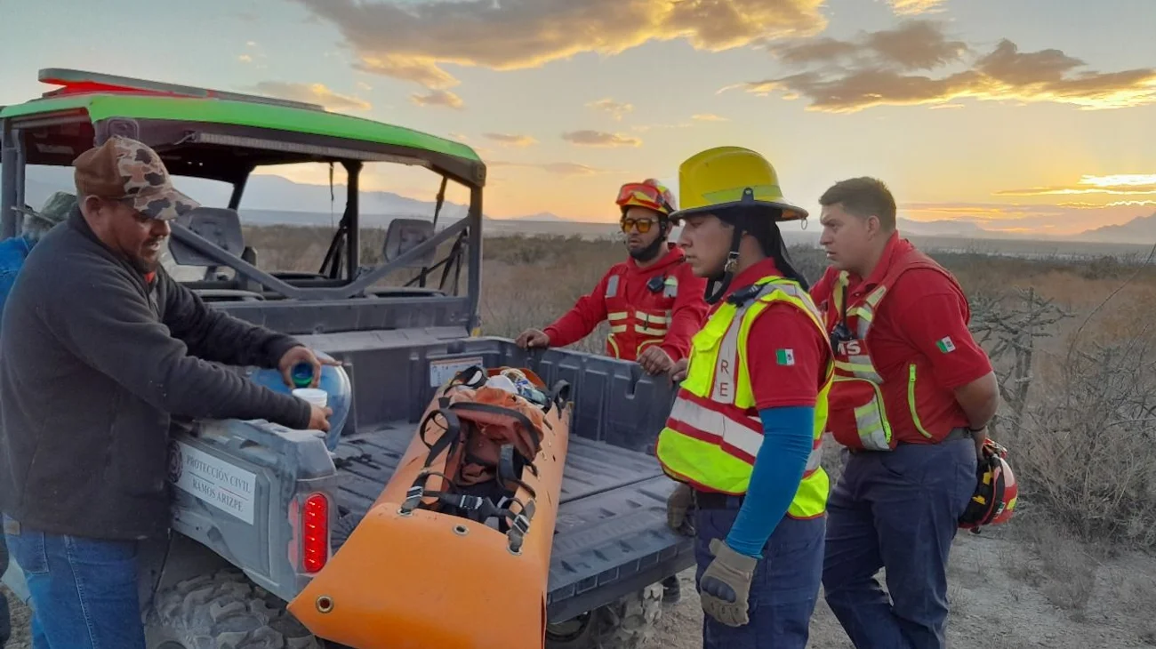 Rescatan a hombre de 67 años en cerro de Ramos Arizpe