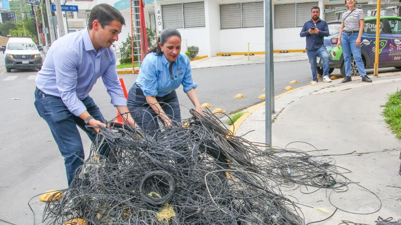 retiran_cables_monterrey_012aef62d6