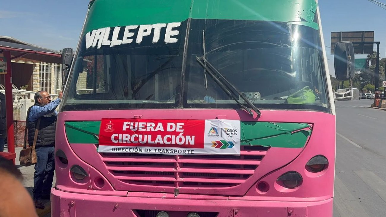 retiran_unidades_transporte_ramos_arizpe_por_alza_de_tarifas_940ea2ba71