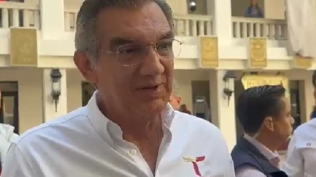 Revisa gobernador proyectos con integrantes del gabinete