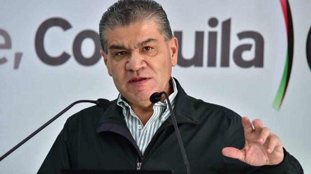 Riquelme busca candidatura a senaduría de la República