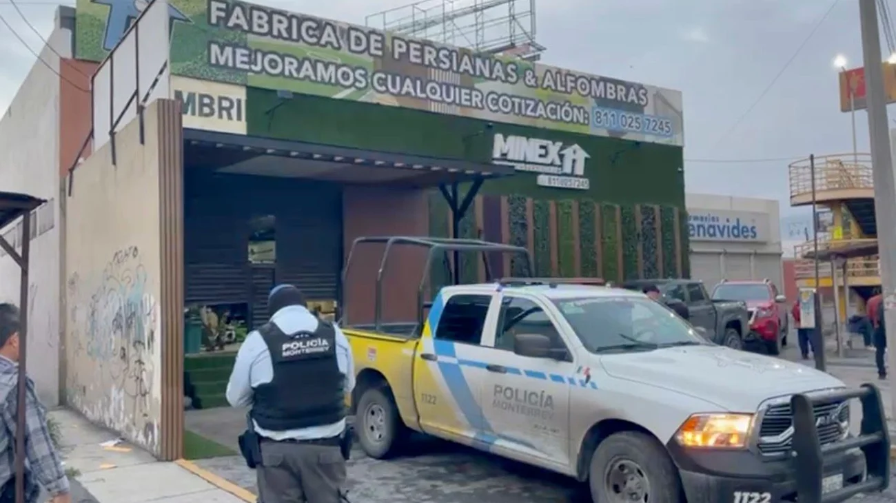 Roban 100 mil pesos en negocio de persianas en Monterrey
