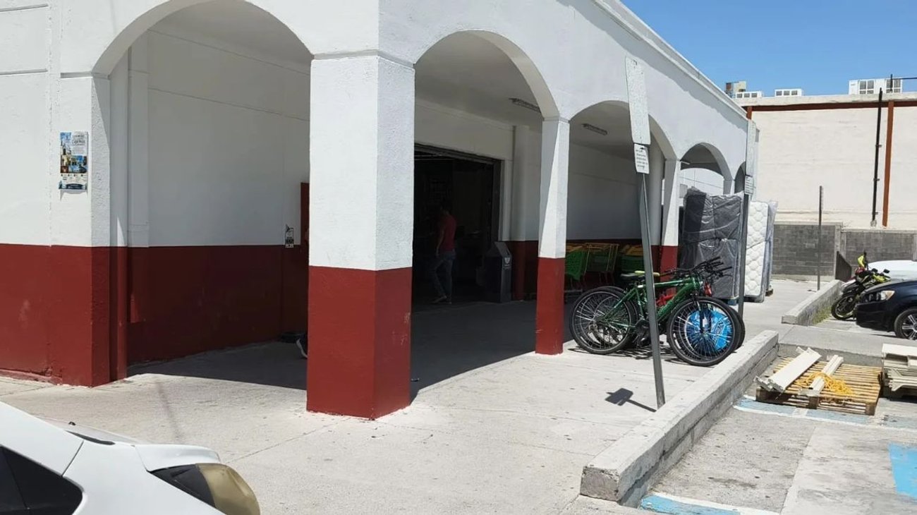 Registran robo en tienda de Parras; sustraen celulares y efectivo