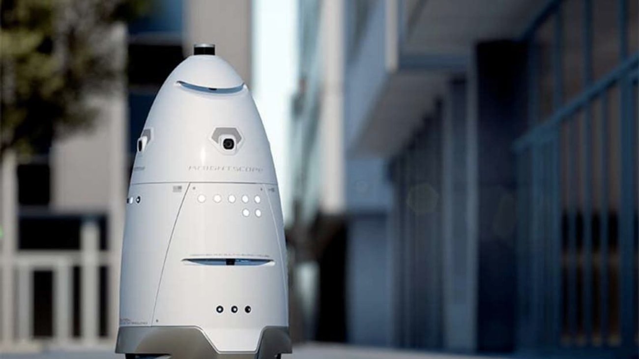 Robot policía patrullará estación de metro de Times Square