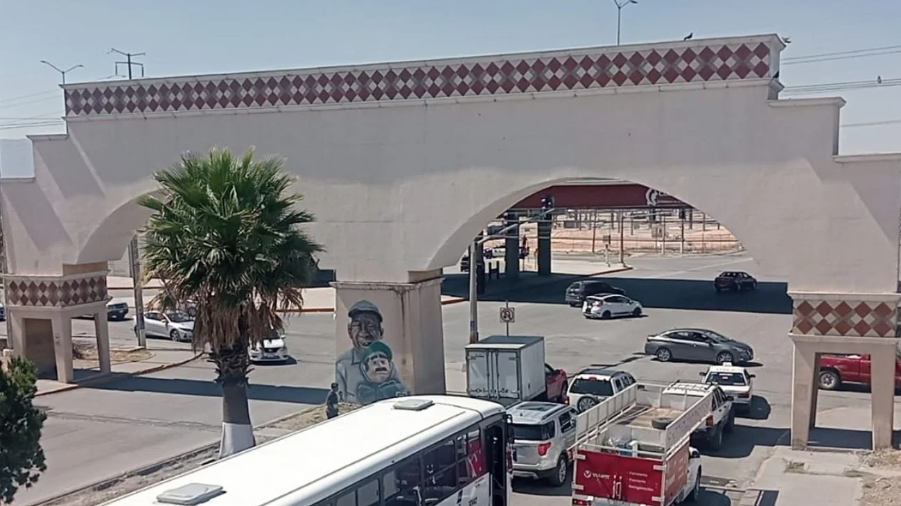 Planean reubicar arcos de entrada en Saltillo; mejorar flujo víal