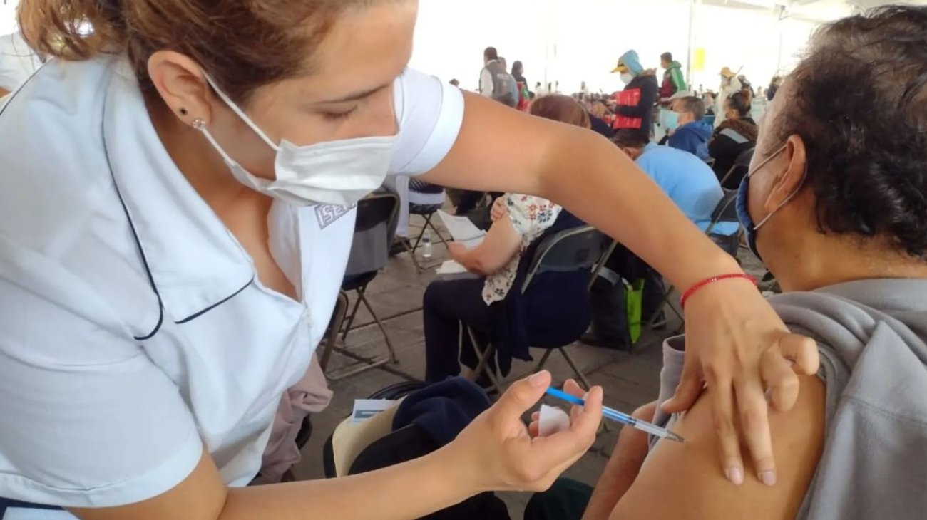Salud refuerza vacunación invernal con más de 900 mil dosis