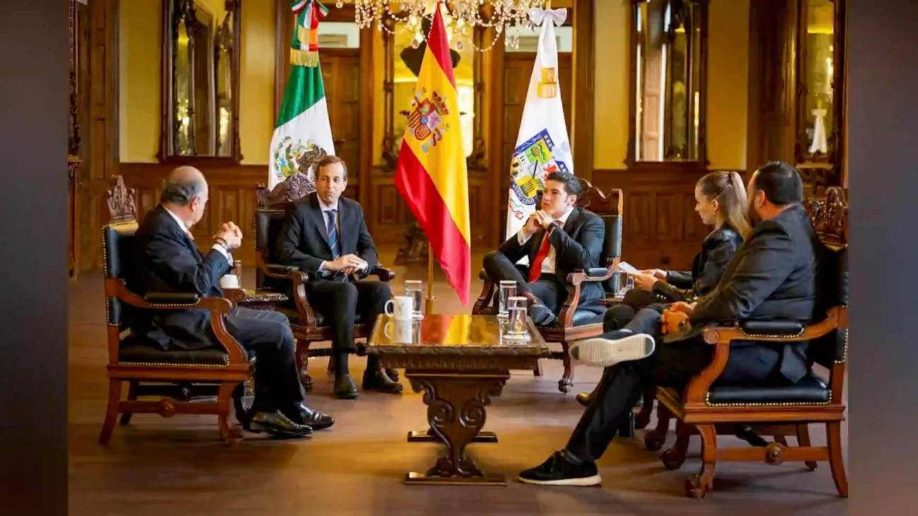 Recibe Samuel en Palacio de Gobierno a Cónsul de España