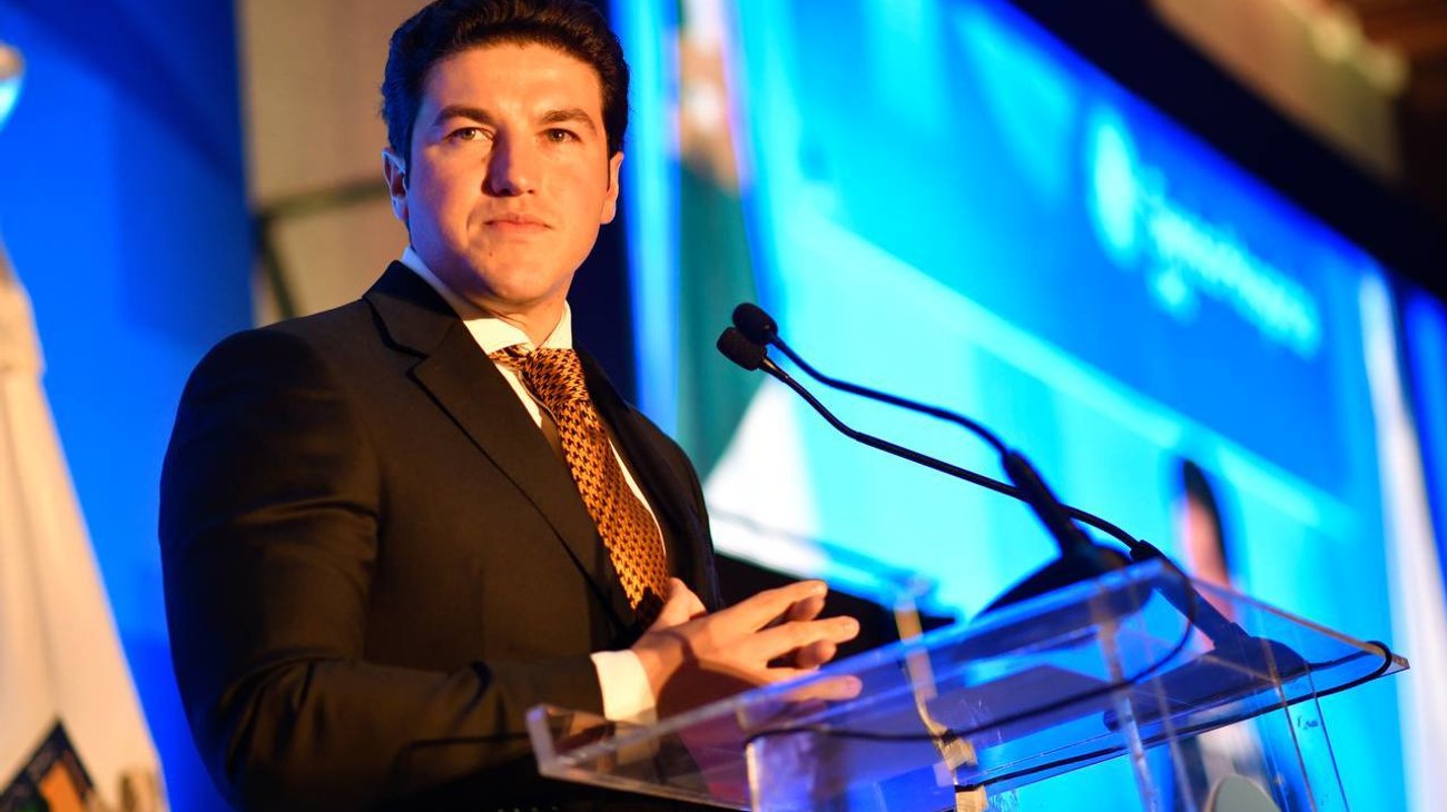 Descarta Samuel cancelar gira para rendir su Segundo Informe