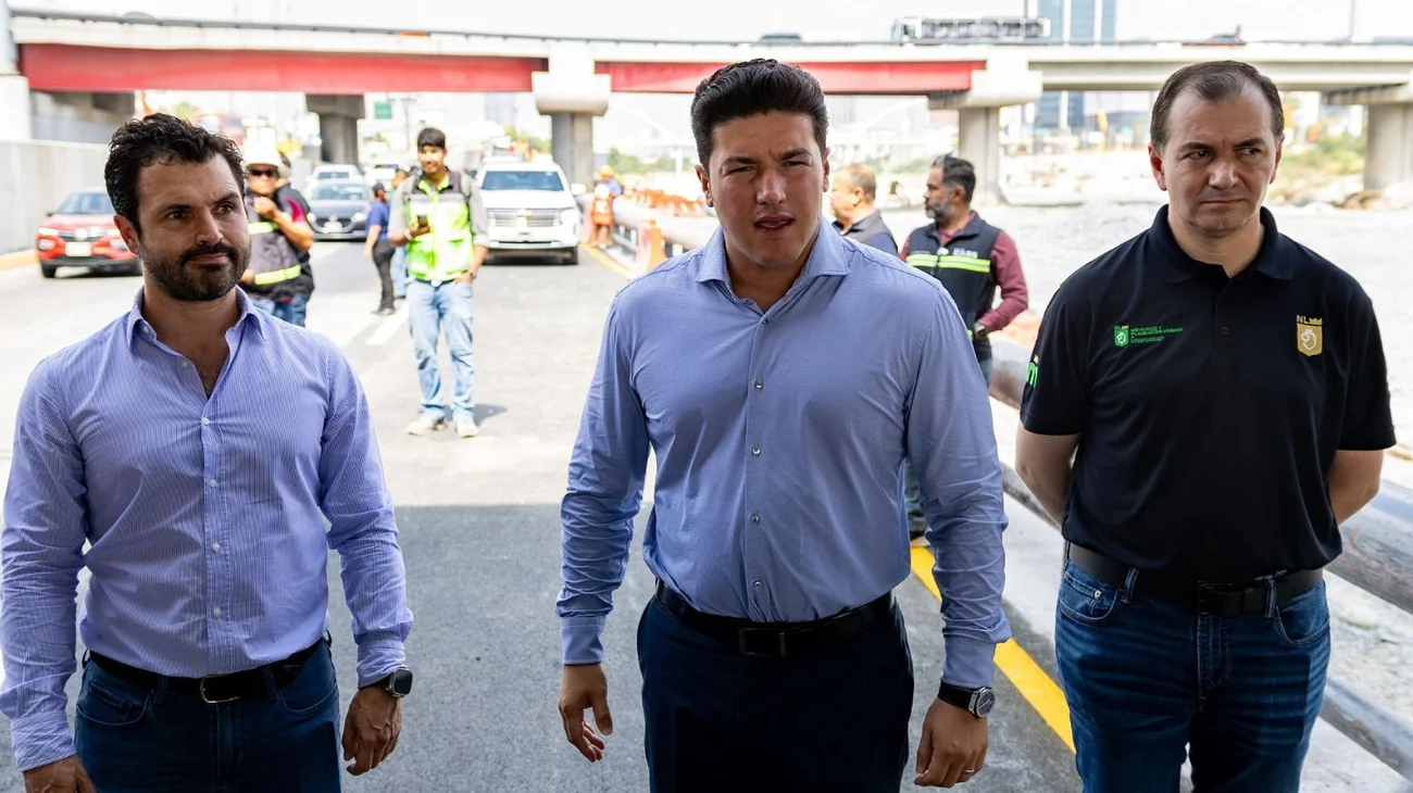 Samuel García reabre los carriles exprés de Morones Prieto