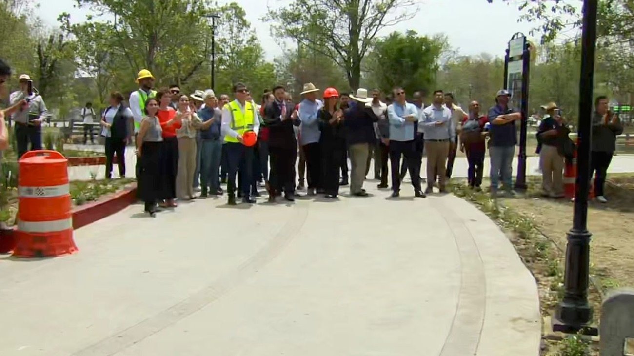 Entregan primera etapa de rehabilitación de la Alameda