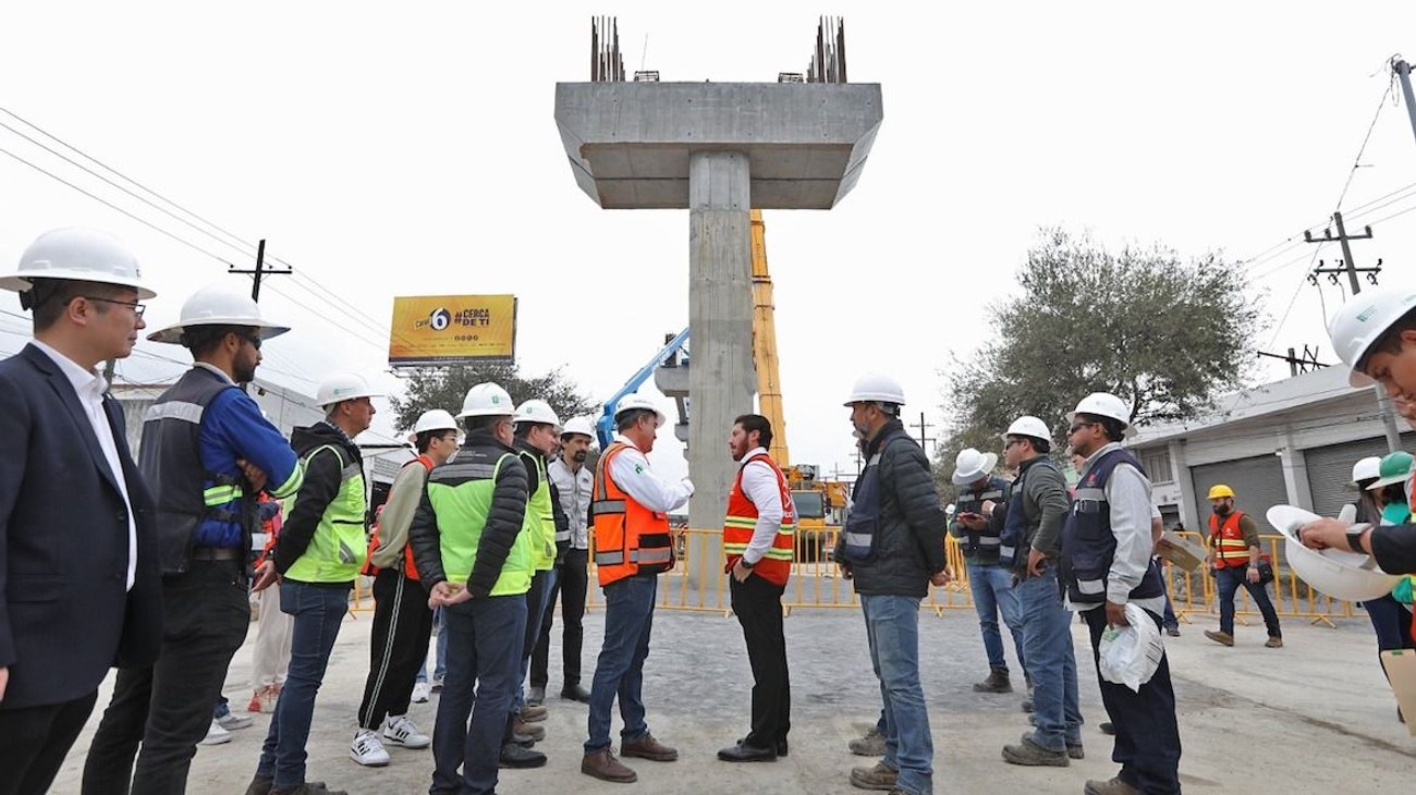 Supervisa Samuel montaje de trabes de Línea 6 del Metro