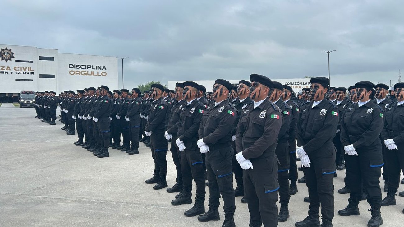 se_gradua_133_nuevos_cadetes_fuerza_civil_925c1e6753