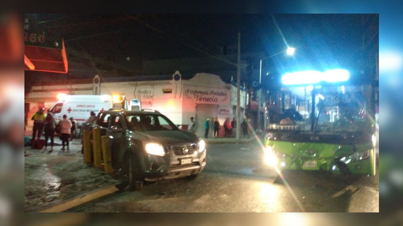 se_impactan_camioneta_y_camion_urbano_en_el_centro_de_monterrey_c02a31a5f6