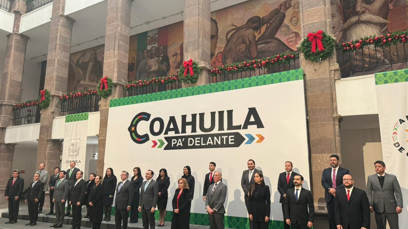 Se integran 25 funcionarios al gabinete de Manolo Jiménez