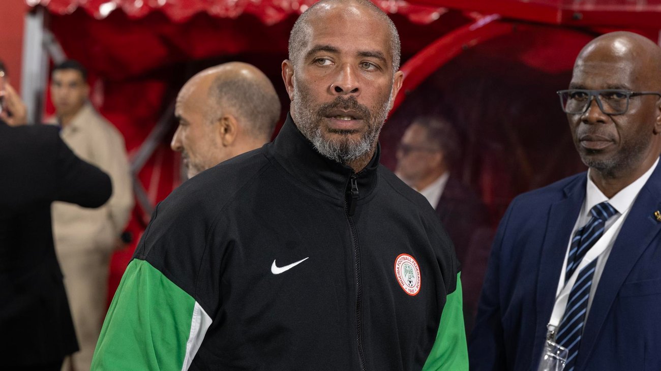 Asegura entrenador de Nigeria que su equipo fue víctima de vudú 