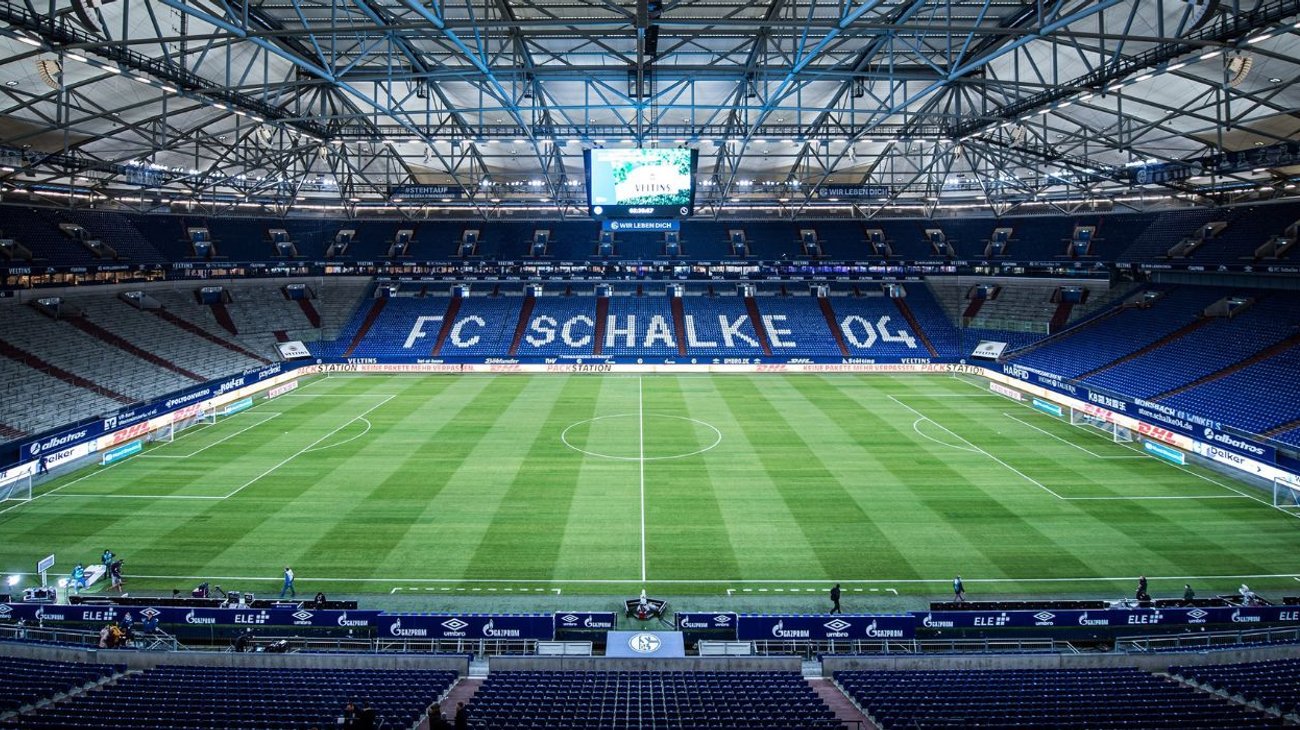 shalke_04_estadio_muerto_b082bb7297