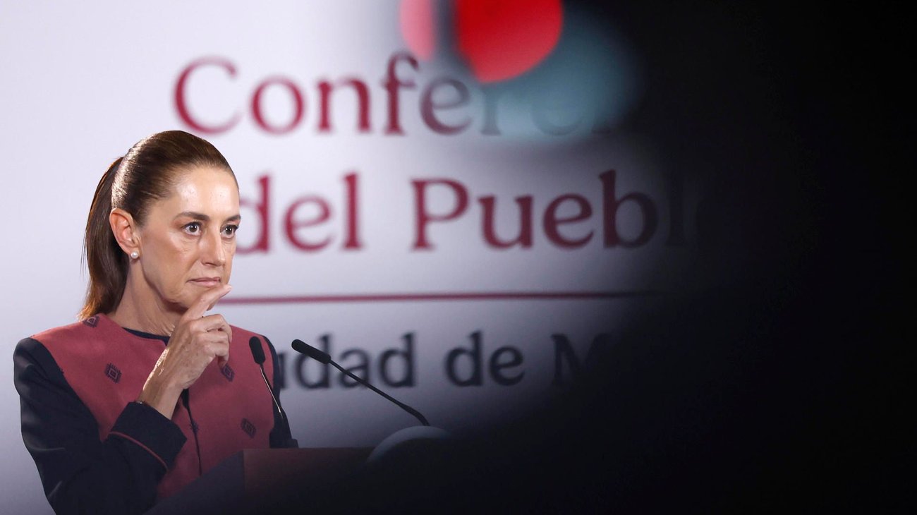 Sheinbaum descarta por ahora impacto directo de huracán Polo