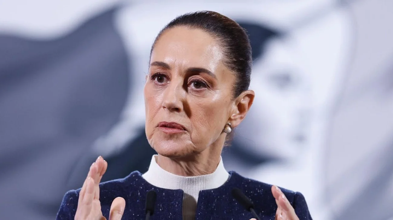 Sheinbaum firma un decreto para proteger la industria textil