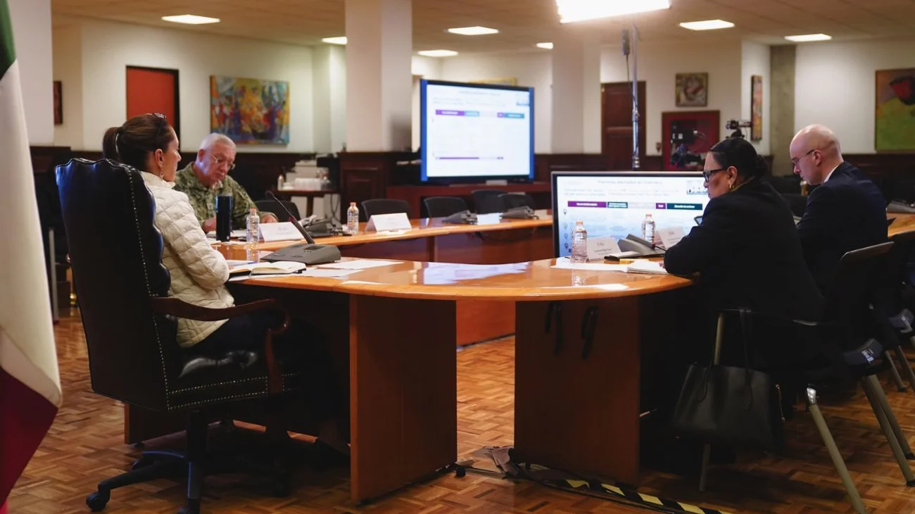 Sheinbaum reporta avances en Guerrero y Oaxaca tras huracán