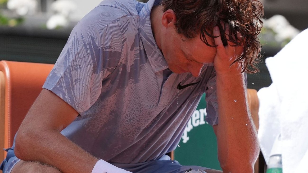 sinner_pierde_segunda_ronda_roland_garros_0a171c39d4