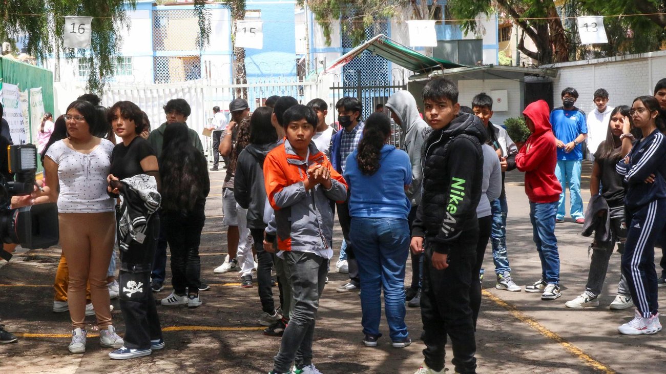Ciudad de México percibe sismo de magnitud 5.2