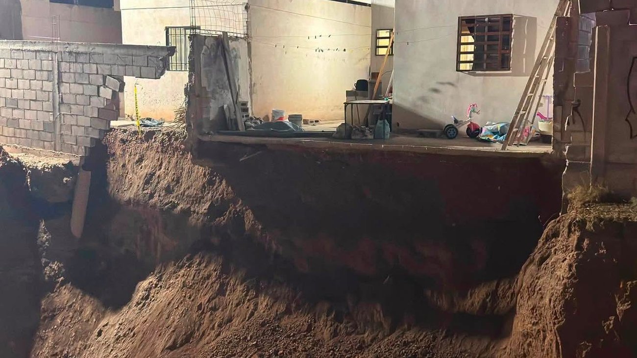 Socavón pone en riesgo viviendas en ejido Zaragoza de Torreón