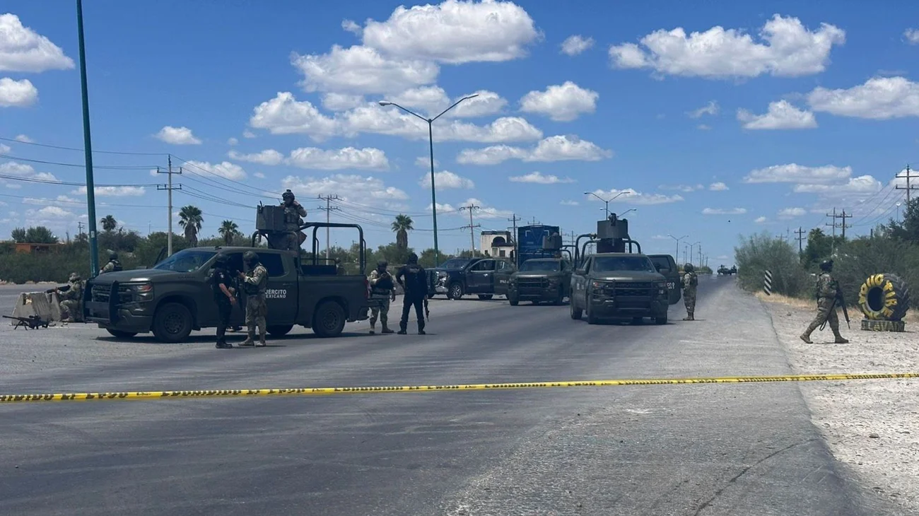 Amanece Nuevo Laredo con balaceras y bloqueos