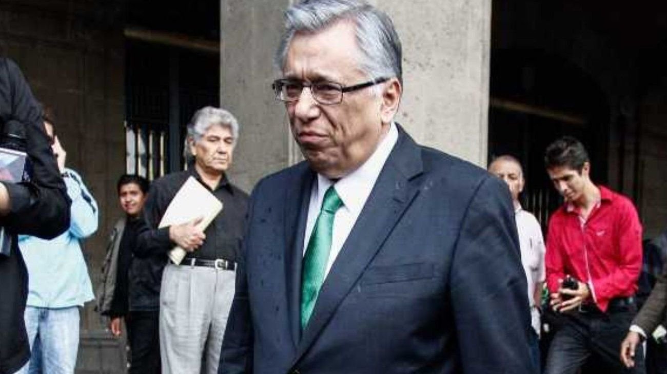 Vinculan a proceso a Ramón Sosamontes por Estafa Maestra