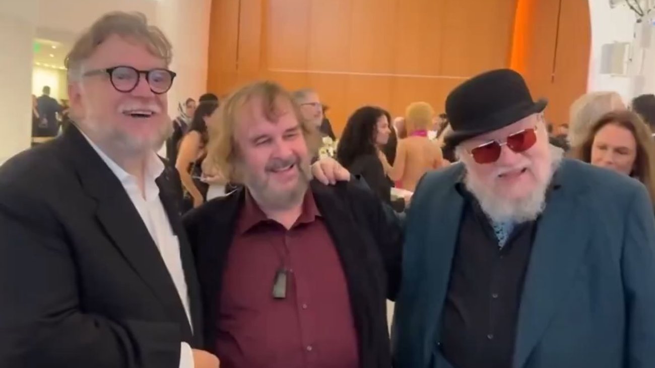 Guillermo del Toro y Peter Jackson en inauguración de museo en LA