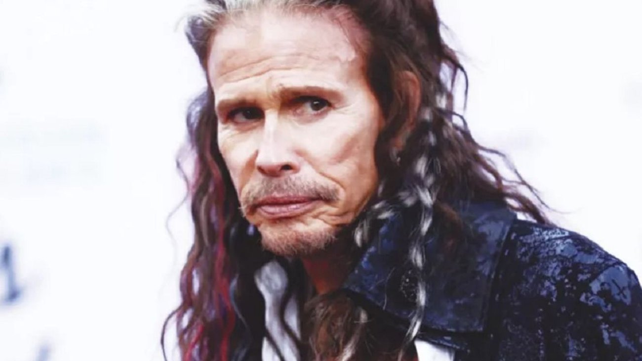 Steven Tyler sufre problemas de salud y posponen gira