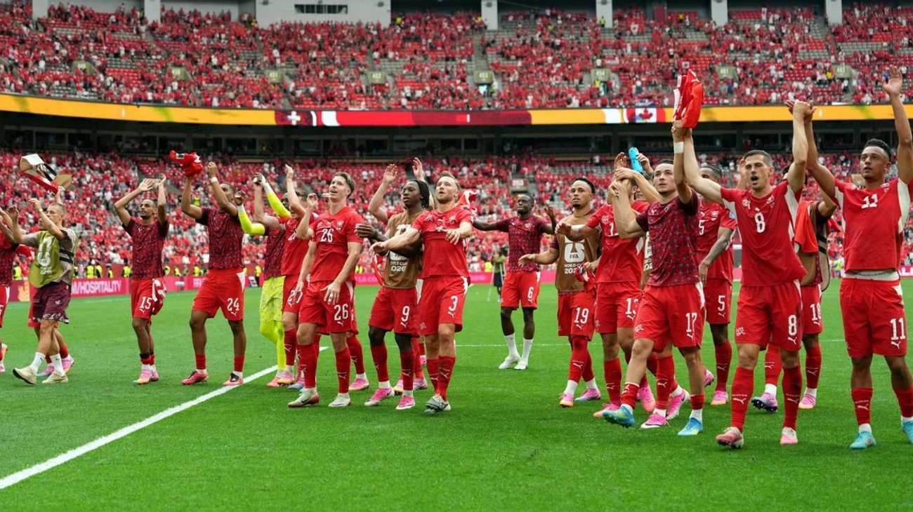 Suiza avanza como líder del Grupo B y Canadá espera rival