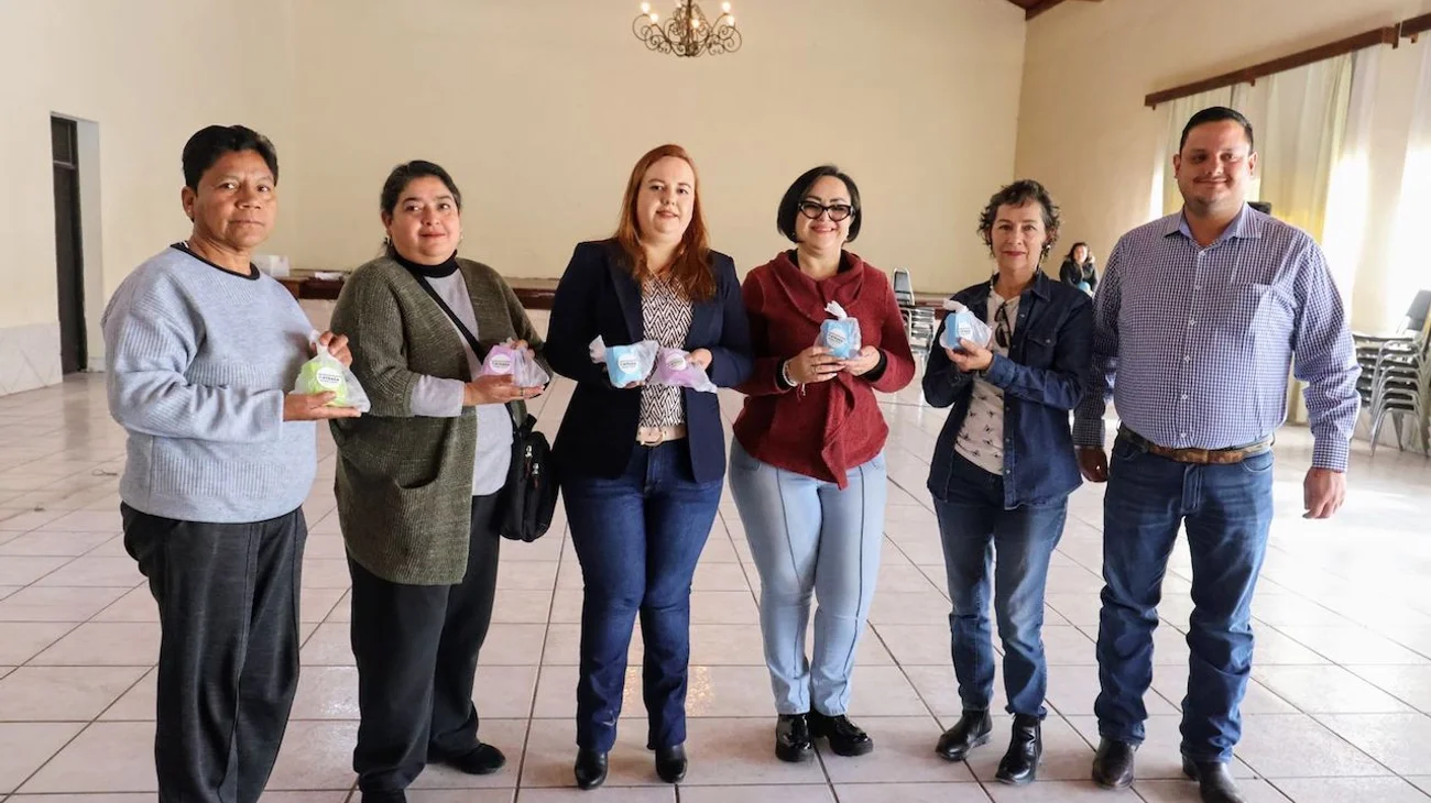 Impulsa Arteaga emprendimiento con curso de jabones artesanales