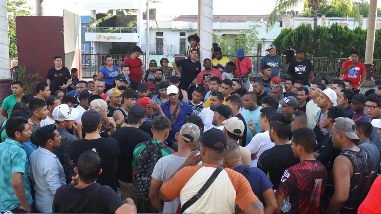 Más de 2,000 migrantes alistan caravana en Tapachula