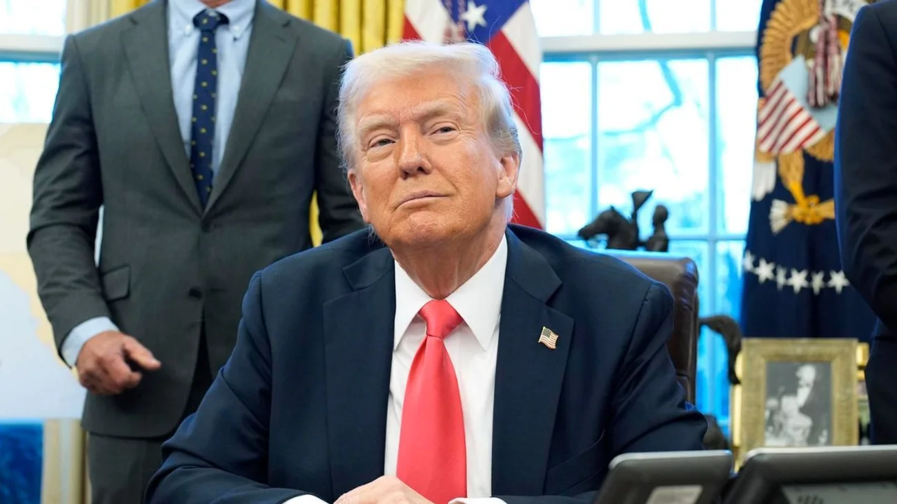 Trump anuncia la 'tarjeta dorada' para atraer a millonarios a EUA