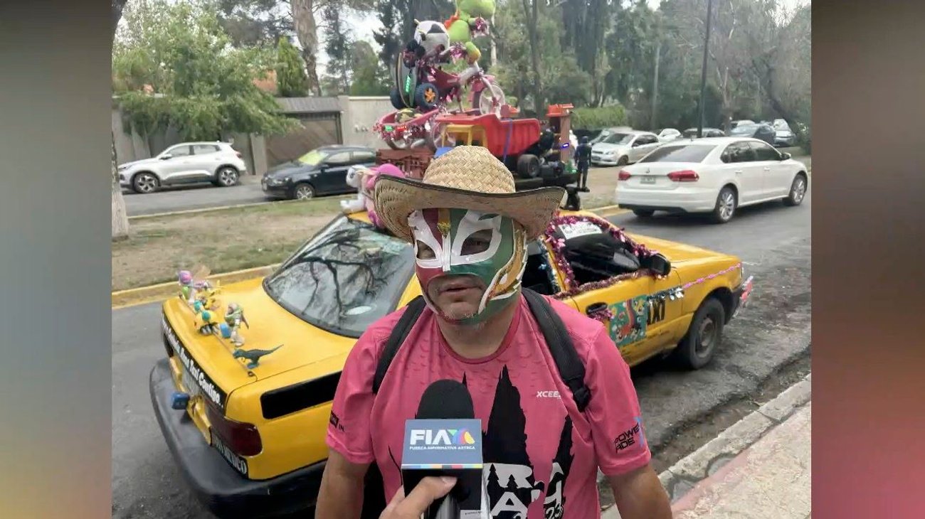 Recorre 'Reno Taxi' municipios de Coahuila para celebrar a niños