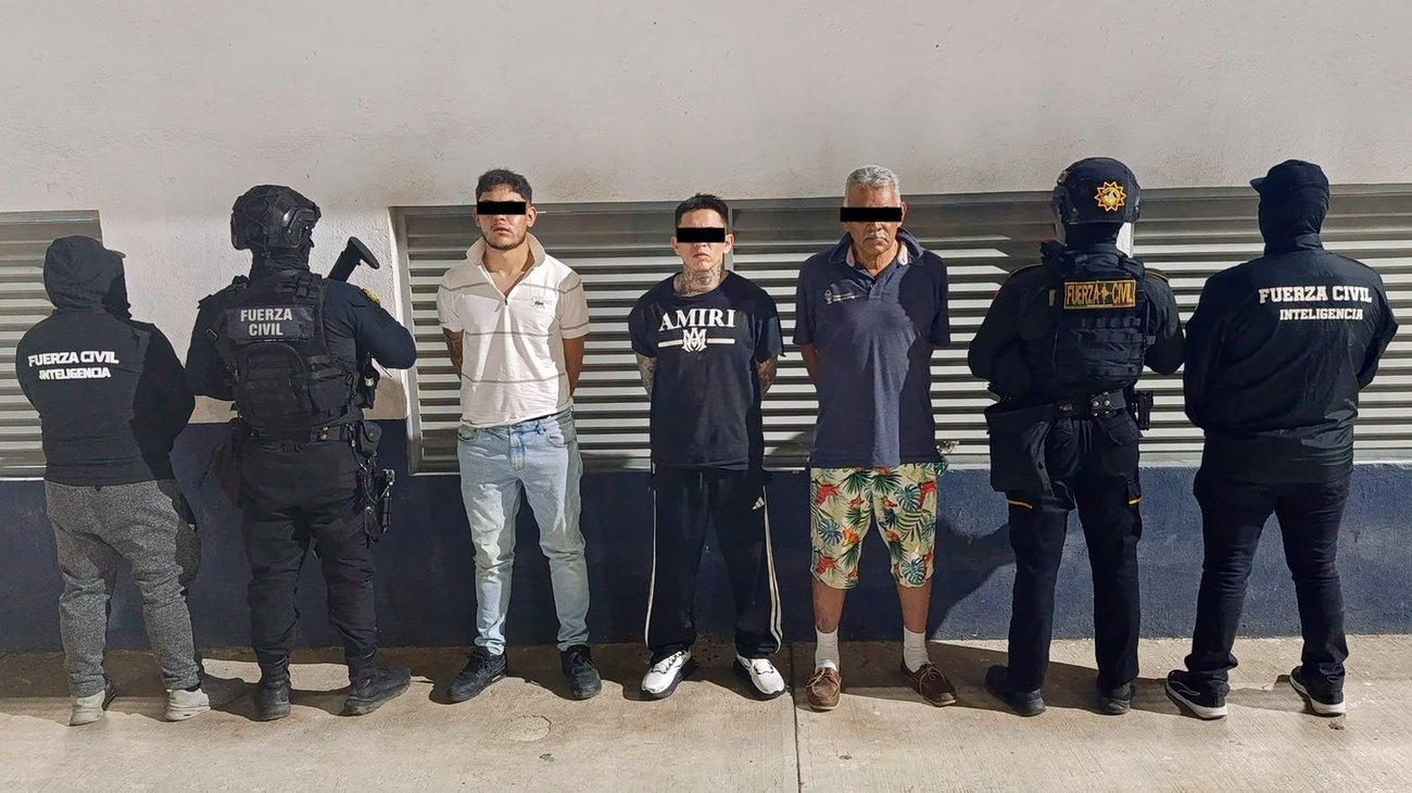 Capturan a taxista y dos personas más con drogas y arma