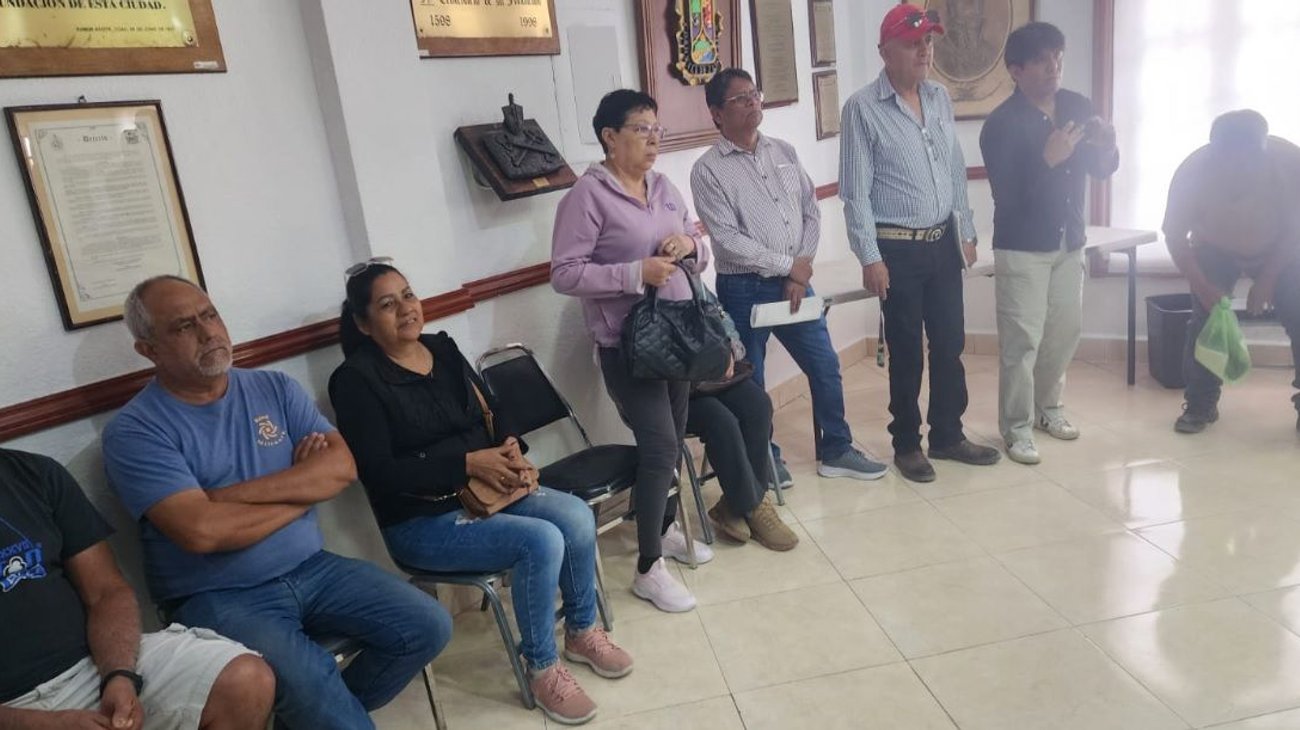 Infonavit atiende en Parras de la Fuente demandas ciudadanas
