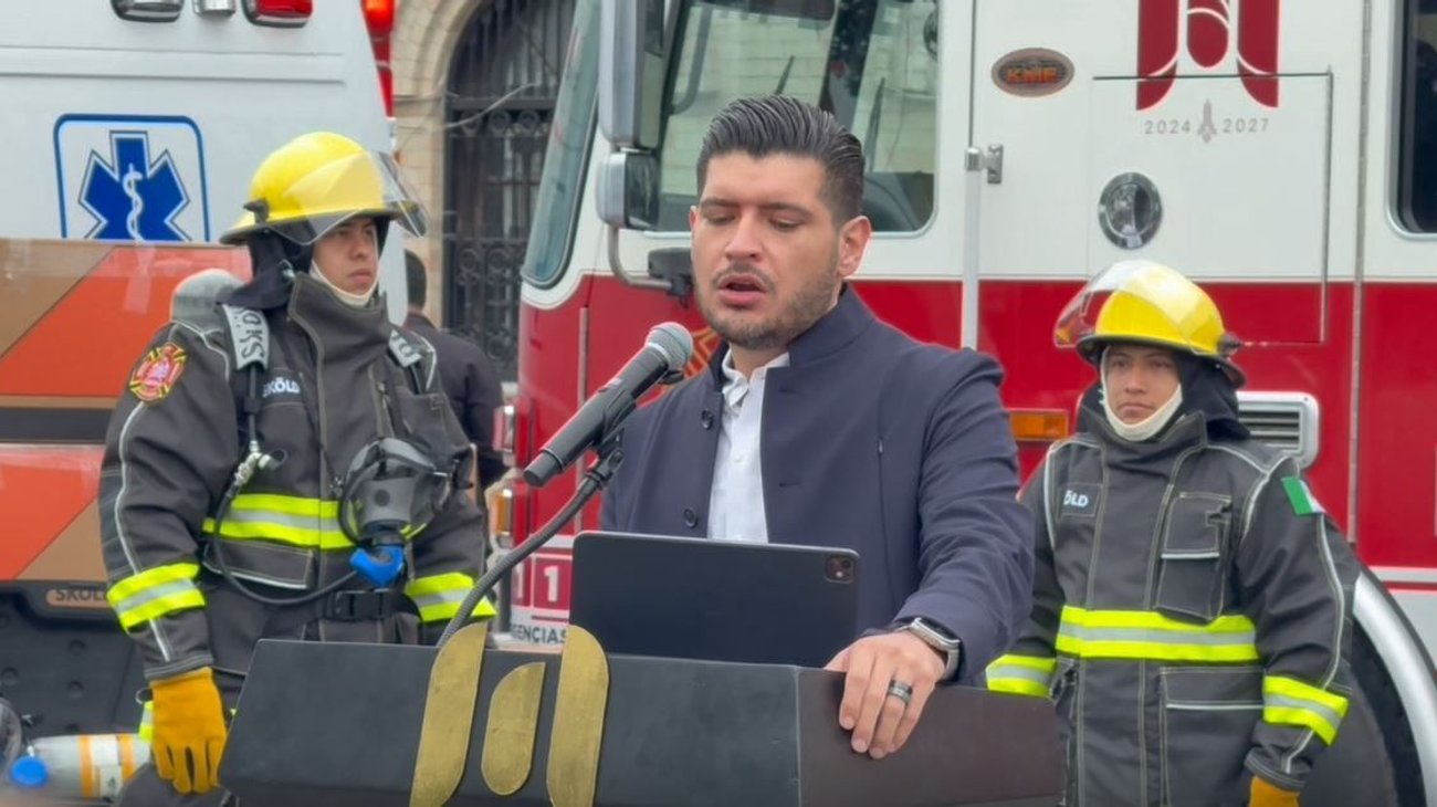 Matamoros fortalece a Bomberos con equipo y alza salarial