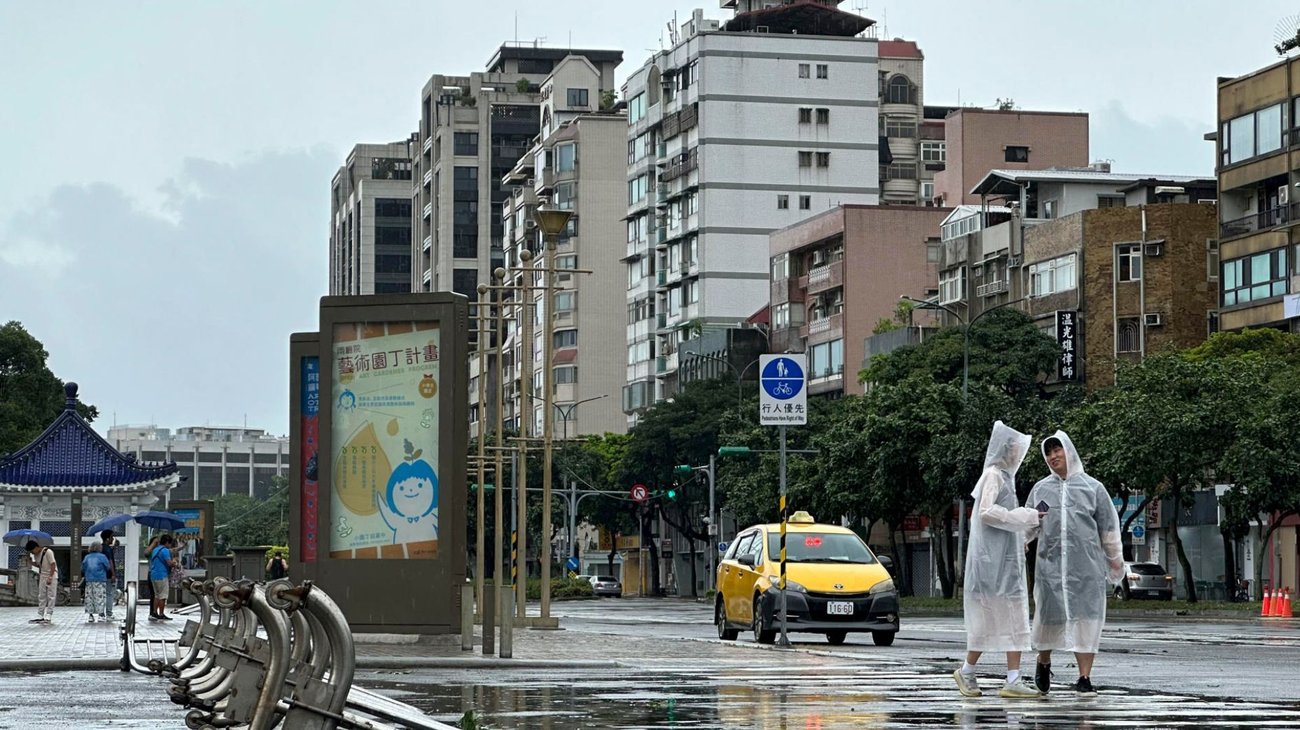 Tifón Gaemi dejó 10 muertos y daños millonarios en Taiwán