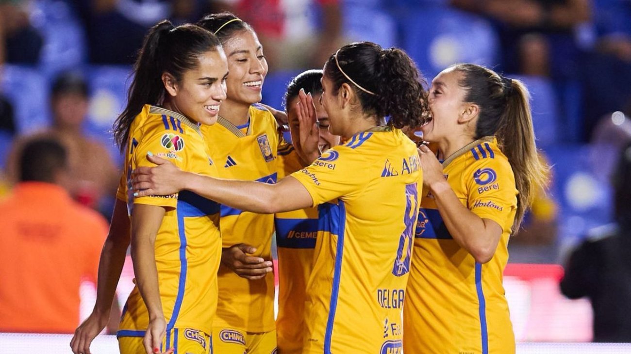 Tigres femenil inician camino al título ante Pumas