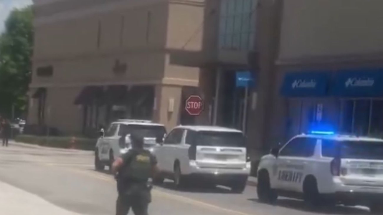 Reportan víctimas por tirador activo en Mall de of Louisiana