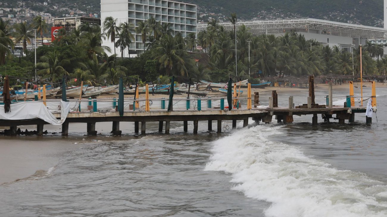 Tormenta Otis causará lluvias torrenciales en estos estados